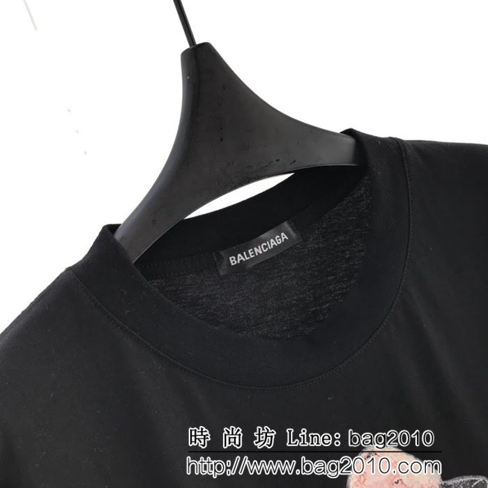 BALENCIAGA巴黎世家 18秋冬巴黎秀款 OS大版型 樂隊短袖 情侶款 ydi1628